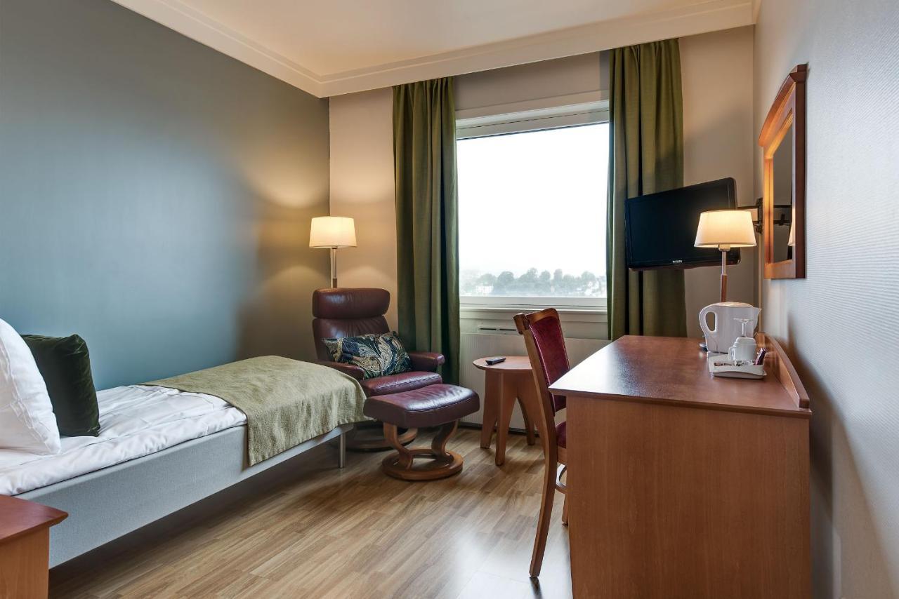 Hotell Vic Пошгрун Екстериор снимка