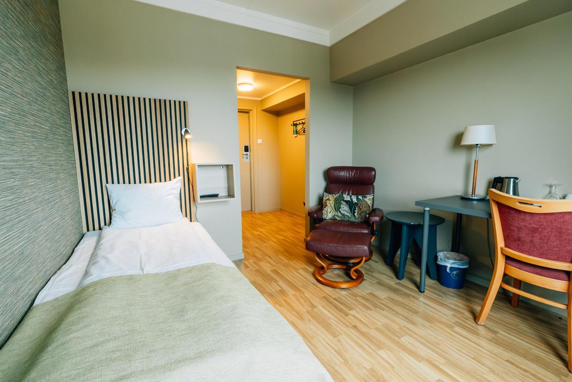 Hotell Vic Пошгрун Екстериор снимка