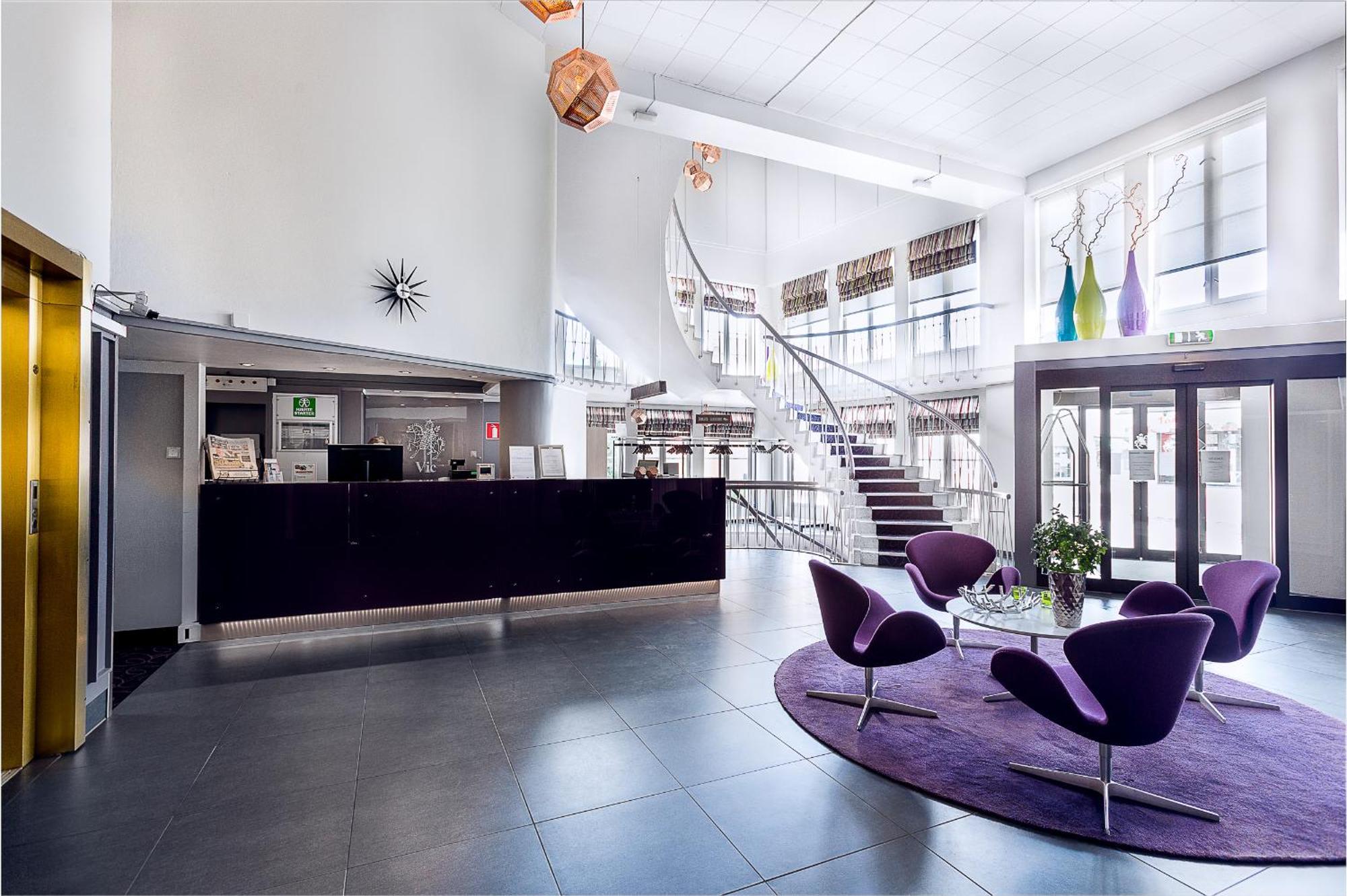 Hotell Vic Пошгрун Екстериор снимка
