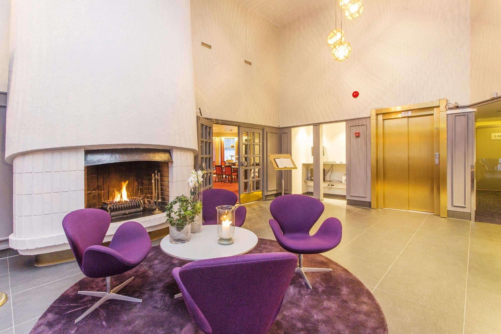 Hotell Vic Пошгрун Екстериор снимка