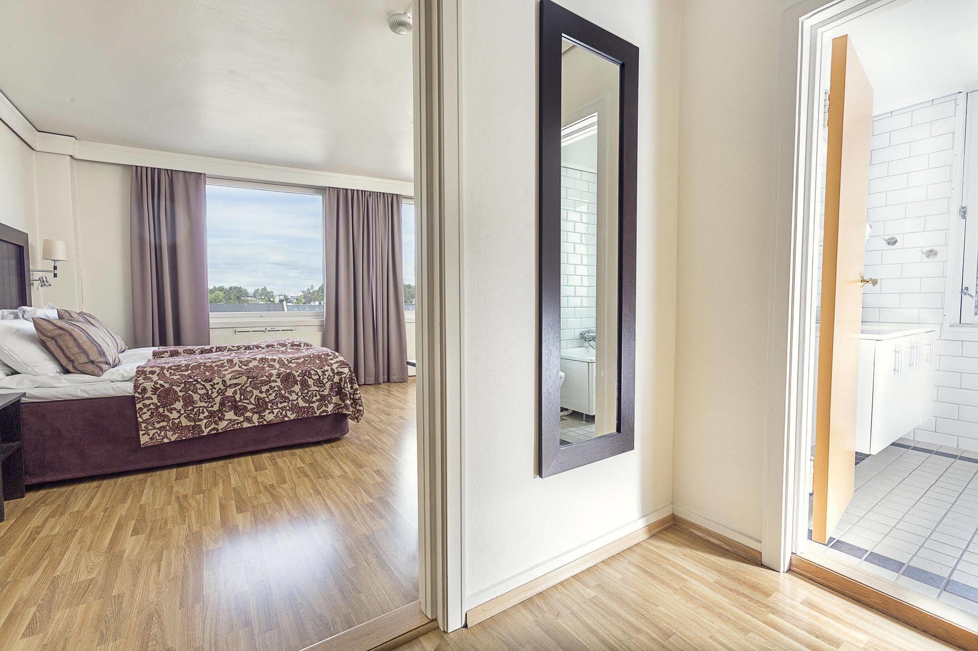 Hotell Vic Пошгрун Екстериор снимка