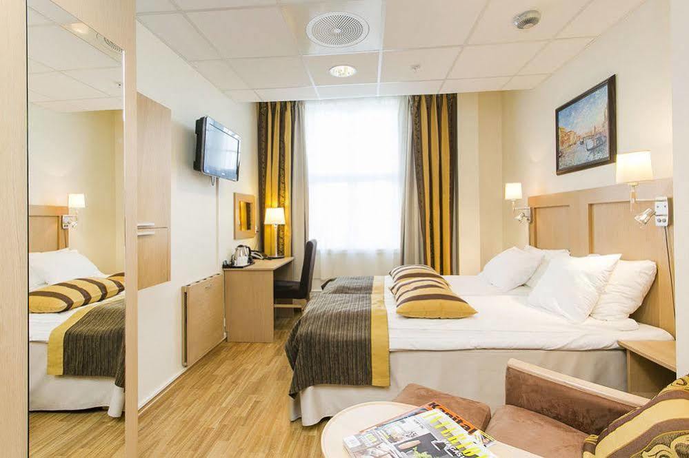 Hotell Vic Пошгрун Екстериор снимка