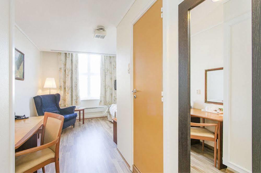 Hotell Vic Пошгрун Екстериор снимка