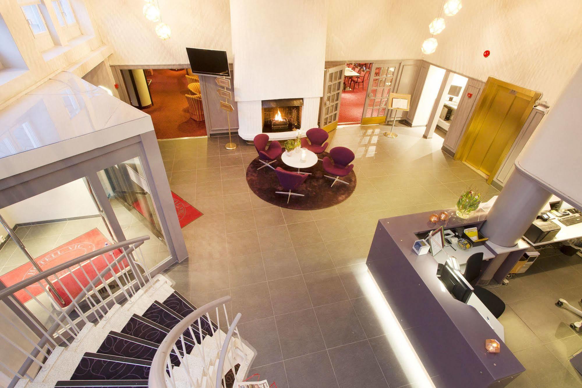Hotell Vic Пошгрун Екстериор снимка